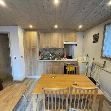 Le Picoulet : Appartement Tout Confort Coeur De Village Алос Екстериор снимка